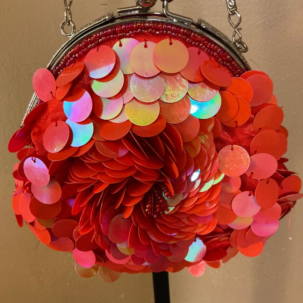 🟡 Ingra Pel Red Sequin Kisslock Evening Bag‎ Chain Strap  Statement Purse